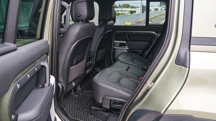 2023 Approved Land Rover Defender 130 Pangea Green 130 D300 HSE