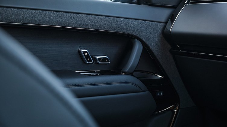 2024 Approved Land Rover Range Rover Sport Blue D250 SE