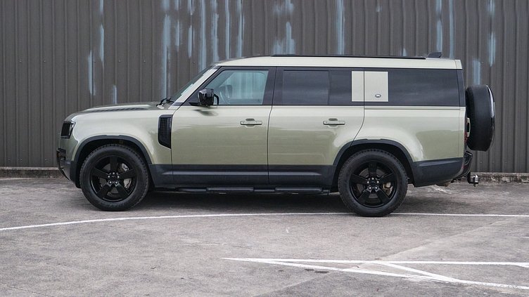 2023 Approved Land Rover Defender 130 Pangea Green 130 D300 HSE