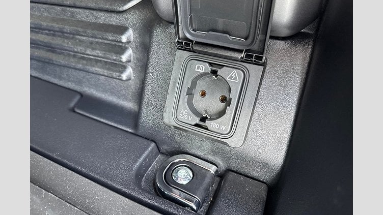 2025 Approved Land Rover Defender 110 Santorini Black Diesel Mild Hybrid D250 Hard Top X-Dynamic SE