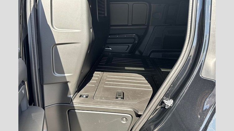 2025 Approved Land Rover Defender 110 Santorini Black Diesel Mild Hybrid D250 Hard Top X-Dynamic SE