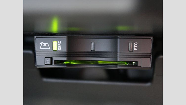 2019 認定中古車 Land Rover Range Rover Evoque Fuji White P R-Dynamic　SE