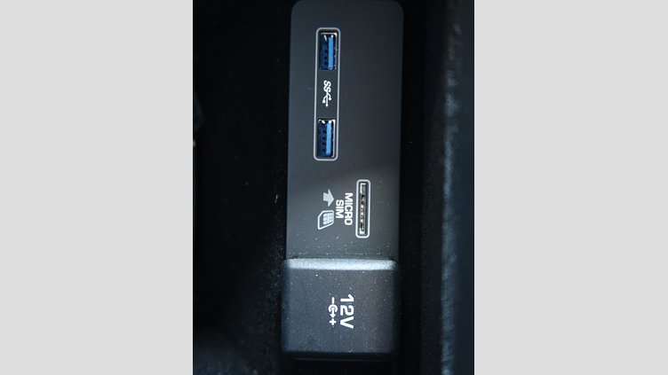 2019 認定中古車 Land Rover Range Rover Evoque Fuji White P R-Dynamic　SE