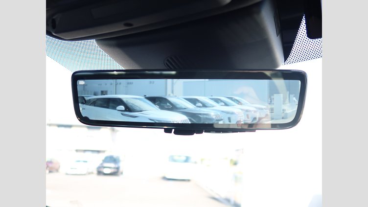 2019 認定中古車 Land Rover Range Rover Evoque Fuji White P R-Dynamic　SE