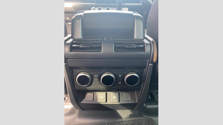 2023 Approved Land Rover Defender 110 Eiger Grey ALL WHEEL DRIVE Land Rover Defender 110 D300 X