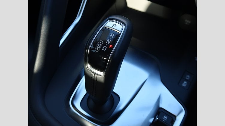 2019 認定中古車 Jaguar E-Pace Fuji White D センサリー・パーフォーマンス・エディション