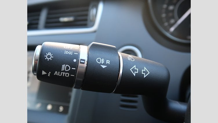 2019 認定中古車 Jaguar E-Pace Fuji White D センサリー・パーフォーマンス・エディション