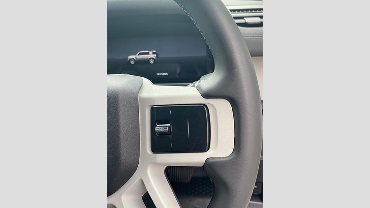 2023 Approved Land Rover Defender 110 Fuji White ALL WHEEL DRIVE Land Rover Defender 110 D300 X-Dynamic SE