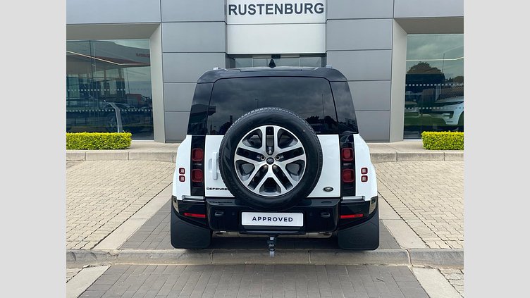 2023 Approved Land Rover Defender 110 Fuji White ALL WHEEL DRIVE Land Rover Defender 110 D300 X-Dynamic SE