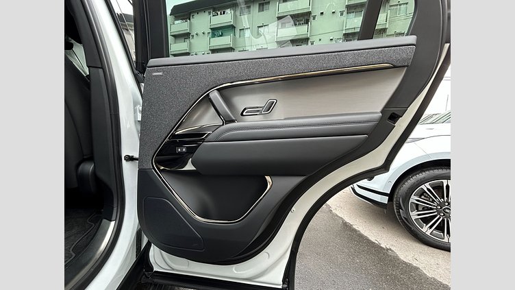 2024 認定中古車 Land Rover Range Rover Sport Fuji White D300 DynamicSE