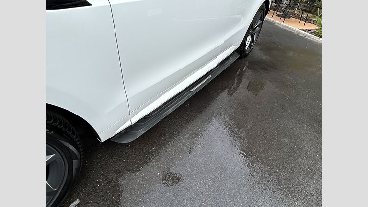 2024 認定中古車 Land Rover Range Rover Sport Fuji White D300 DynamicSE