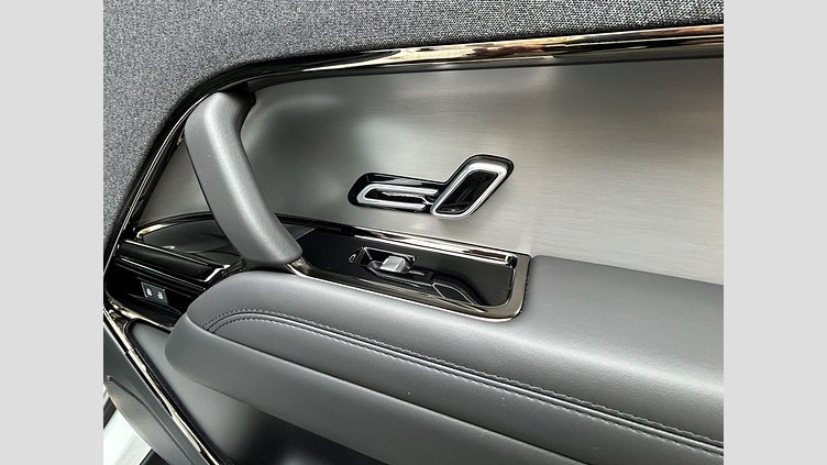 2024 認定中古車 Land Rover Range Rover Sport Fuji White D300 DynamicSE