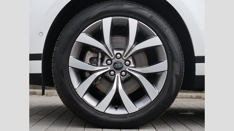 2023 認定中古車 Land Rover Range Rover Evoque Fuji White P SE