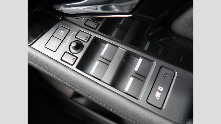 2023 認定中古車 Land Rover Range Rover Evoque Fuji White P SE