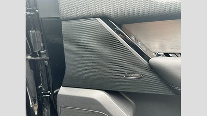 Range Rover Velar 24