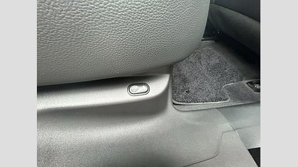 Range Rover Velar 35