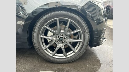 Range Rover Velar 16