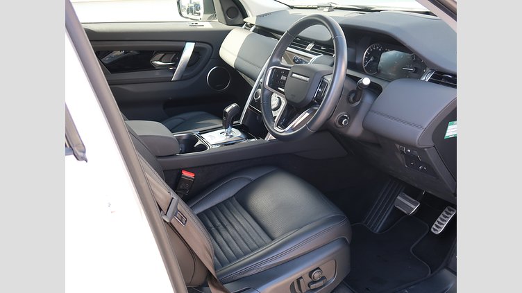 2023 認定中古車 Land Rover Discovery Sport Fuji White d200 SE