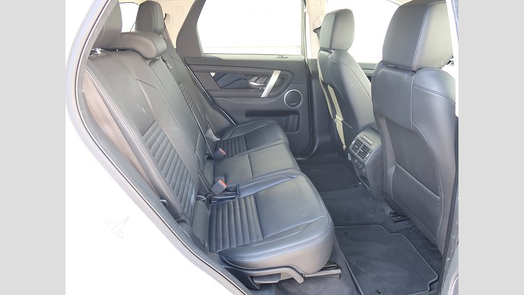 2023 認定中古車 Land Rover Discovery Sport Fuji White d200 SE