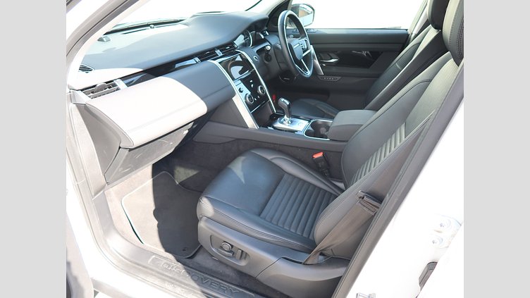 2023 認定中古車 Land Rover Discovery Sport Fuji White d200 SE
