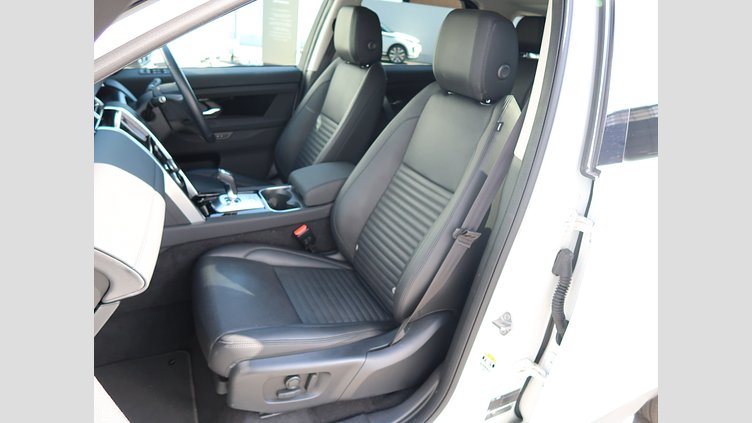 2023 認定中古車 Land Rover Discovery Sport Fuji White d200 SE