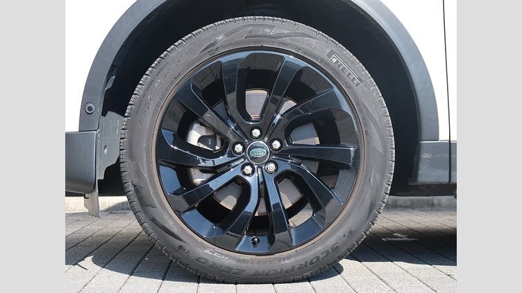 2023 認定中古車 Land Rover Discovery Sport Fuji White d200 SE