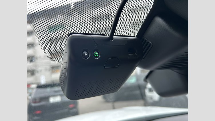 2025 認定中古車 Land Rover Range Rover Velar Fuji White D200(204PS) S