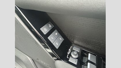 Range Rover Velar 19