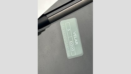 Range Rover Velar 68