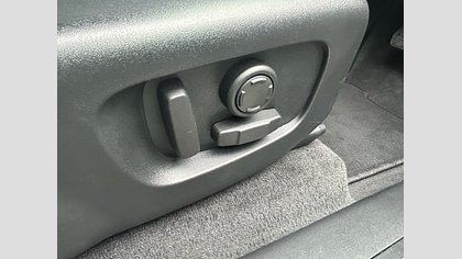 Range Rover Velar 21