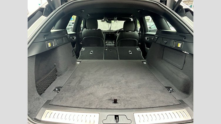 2025 認定中古車 Land Rover Range Rover Velar Fuji White D200(204PS) S