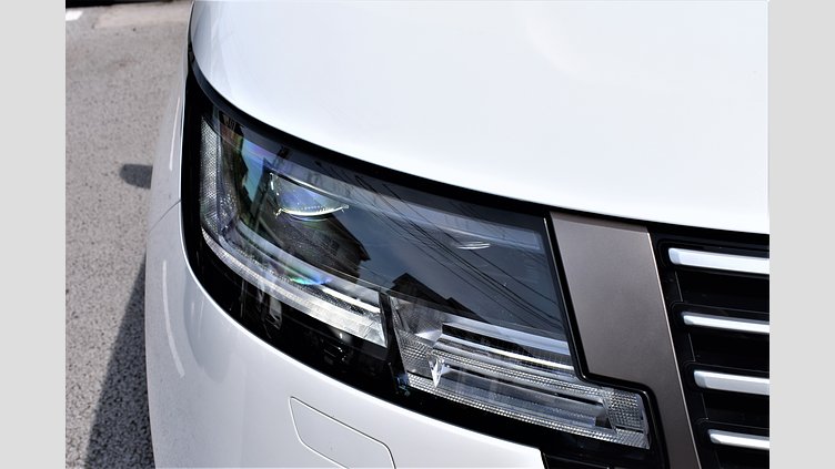 2023 認定中古車 Land Rover Range Rover Icy White in Gloss finish P510 AWD PHEV（AT スタンダードホイールベース　SV　