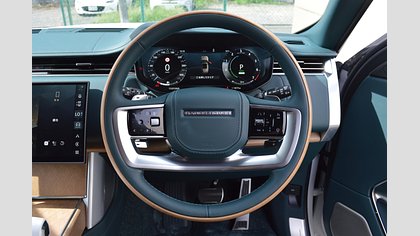 Range Rover 15