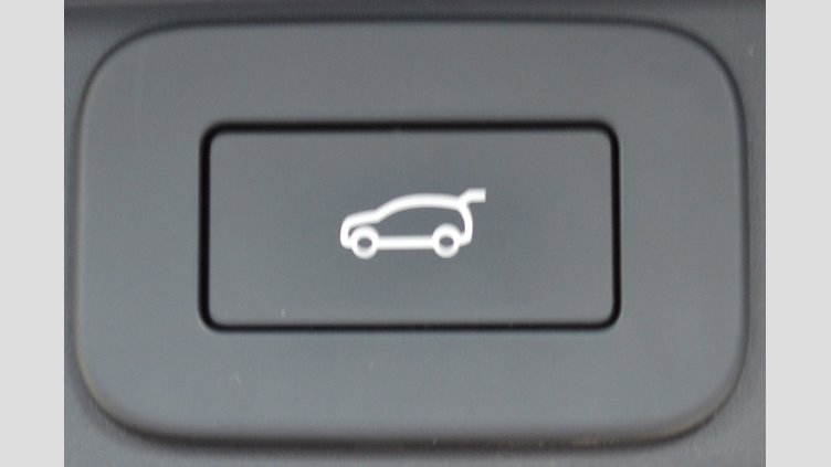 2024 認定中古車 Land Rover Range Rover シャラントグレー P550 AWD PHEV（AT） スタンダードホイールベース HSE