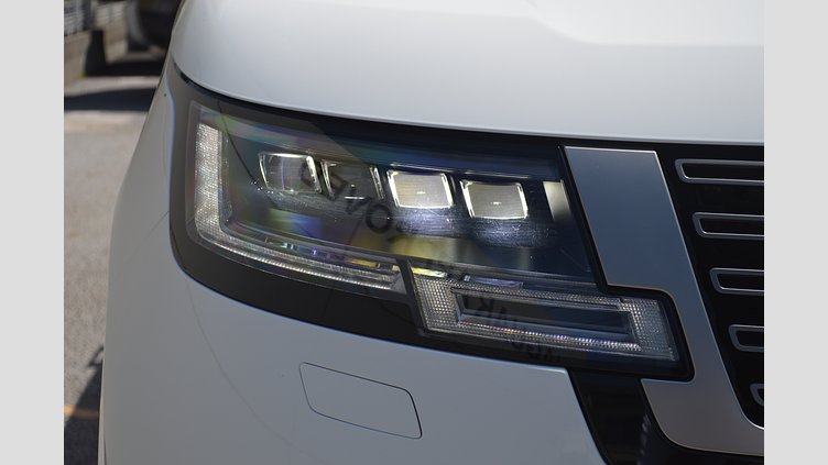 2025 認定中古車 Land Rover Range Rover フジホワイト P550 AWD PHEV（AT） スタンダードホイールベース HSE