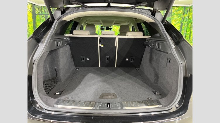 2019 認定中古車 Jaguar F-Pace Santorini Black P200 プレステージ