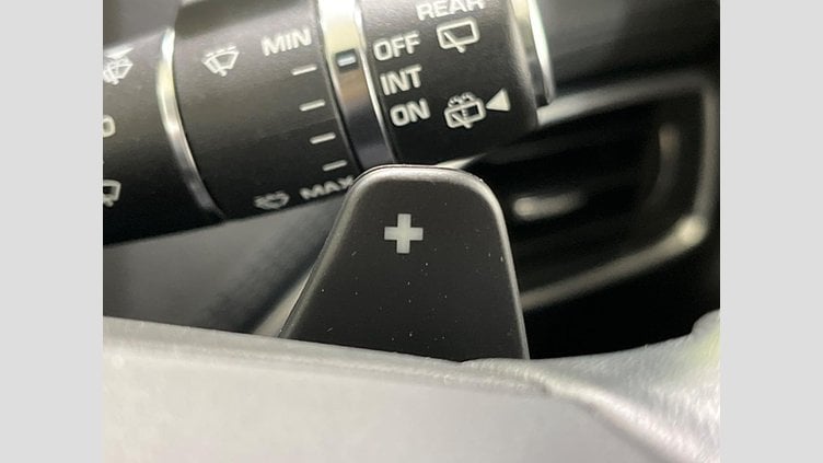 2019 認定中古車 Jaguar F-Pace Santorini Black P200 プレステージ