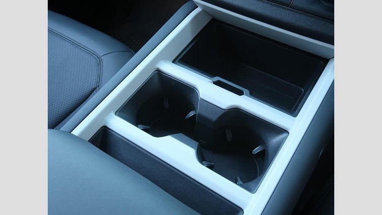 2024 認定中古車 Land Rover Defender 130 Santorini Black 350PS XダイナミックSE