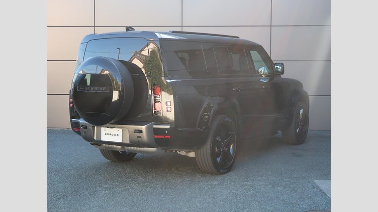 2024 認定中古車 Land Rover Defender 130 Santorini Black 350PS XダイナミックSE