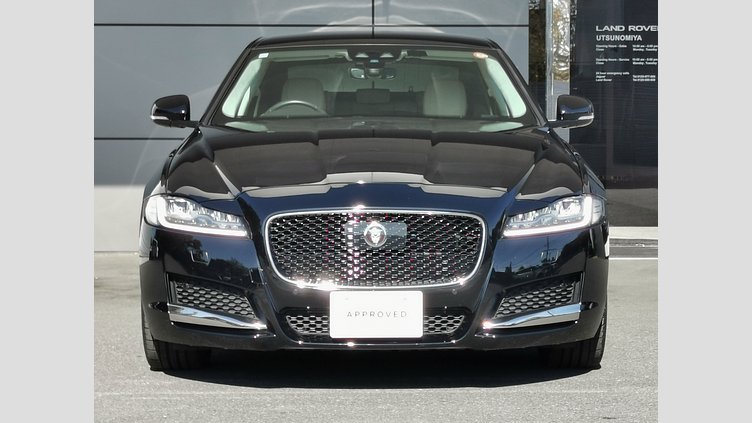 2021 認定中古車 Jaguar XF Narvik Black 2.0L D180 プレステージ