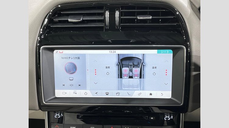 2017 認定中古車 Jaguar XE Storm grey 2WD プレステージ