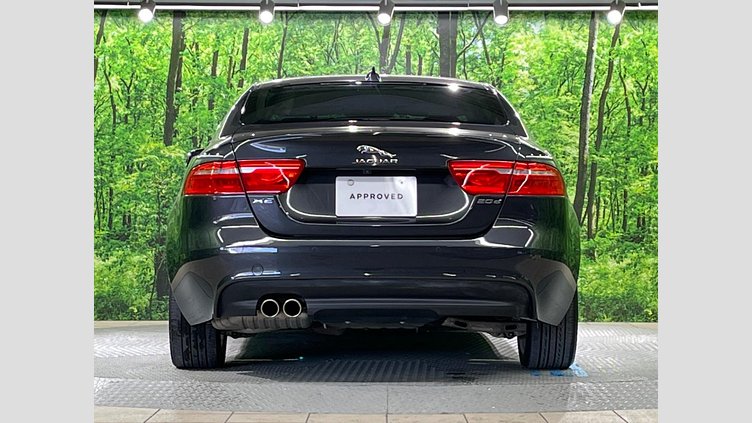 2017 認定中古車 Jaguar XE Storm grey 2WD プレステージ
