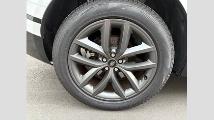 Range Rover Velar 29