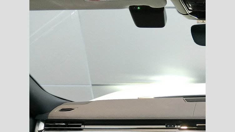 2022 認定中古車 Land Rover Range Rover Fuji White PHEV SE