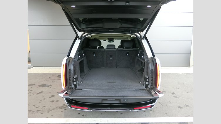 2022 認定中古車 Land Rover Range Rover Fuji White PHEV SE