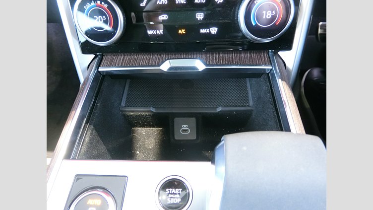 2022 認定中古車 Land Rover Range Rover Fuji White PHEV SE