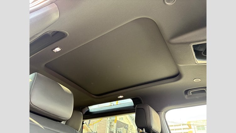 2025 認定中古車 Land Rover Defender 90 フジホワイト D350 AWD(AT) X-DYNAMIC HSE