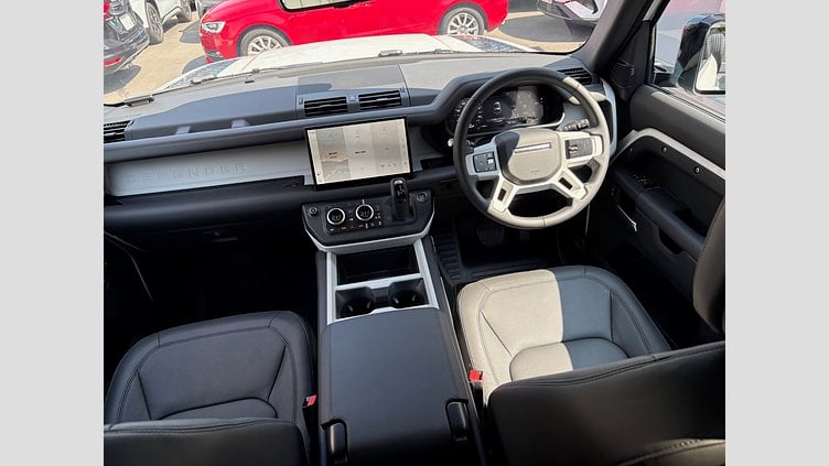 2025 認定中古車 Land Rover Defender 90 フジホワイト D350 AWD(AT) X-DYNAMIC HSE