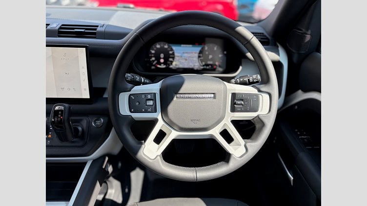 2025 認定中古車 Land Rover Defender 90 フジホワイト D350 AWD(AT) X-DYNAMIC HSE