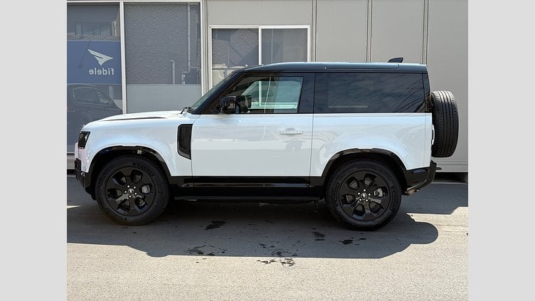 2025 認定中古車 Land Rover Defender 90 フジホワイト D350 AWD(AT) X-DYNAMIC HSE